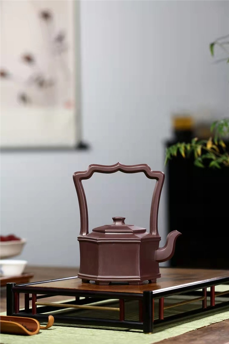 刘彩萍作品 六方提梁图片