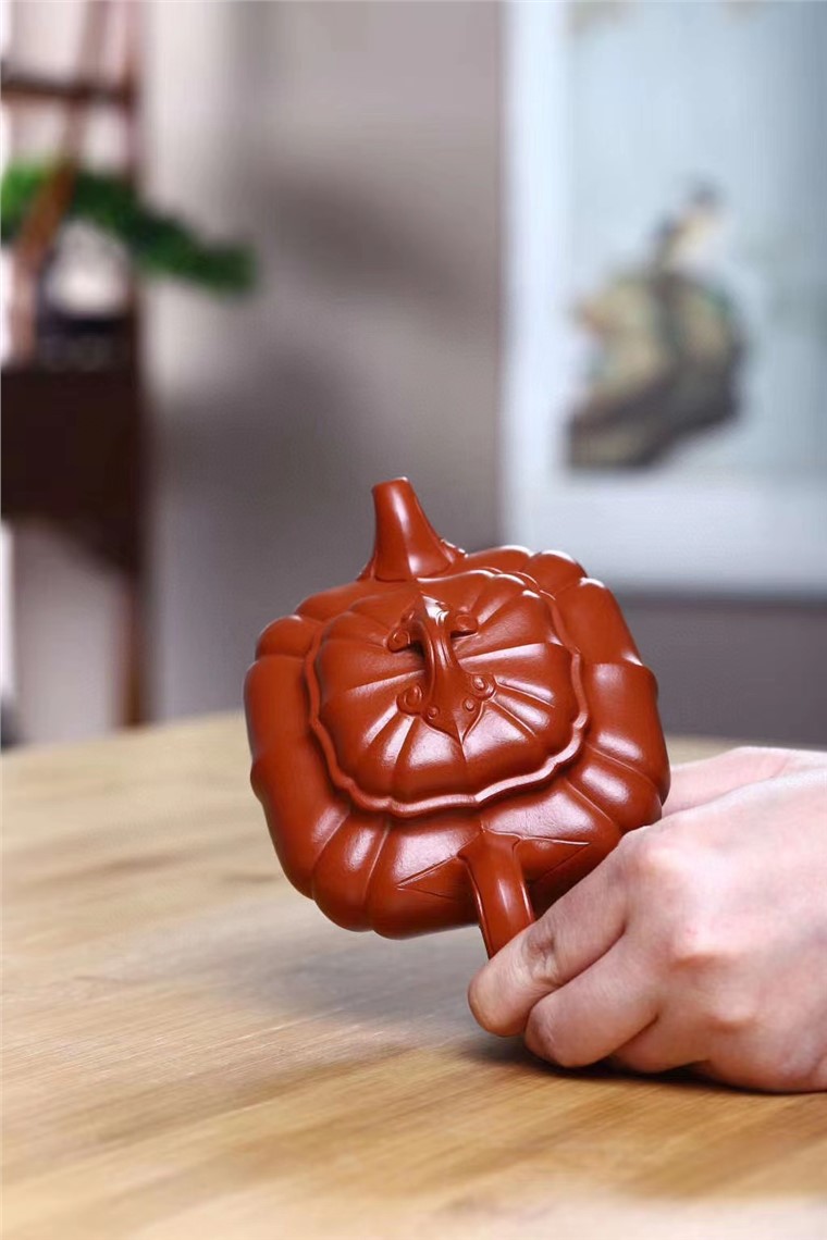周龙华作品 锦纹传炉图片