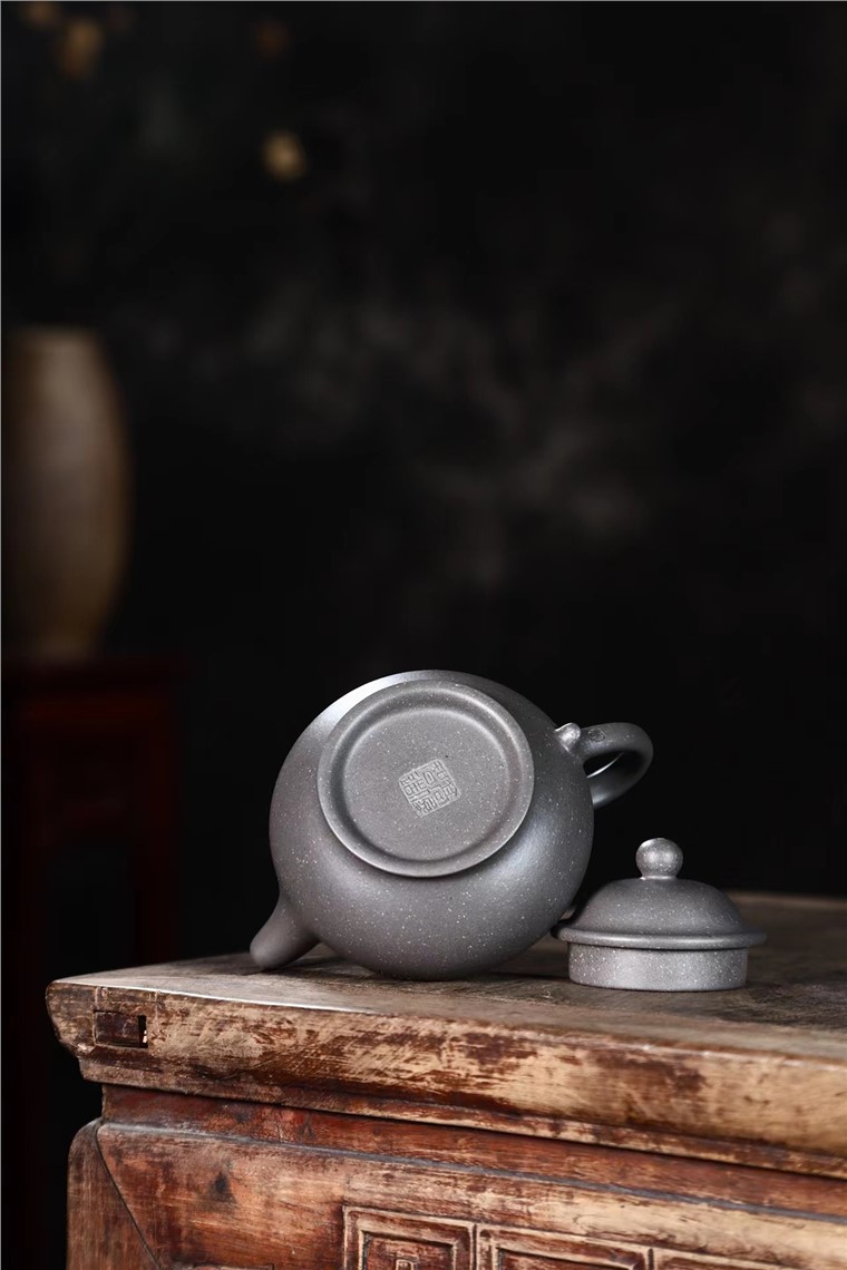 高俊作品 潘壶