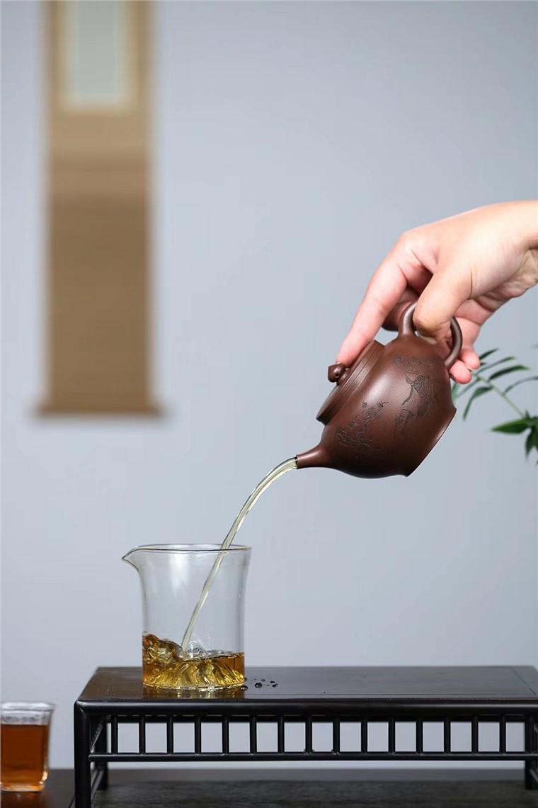 高爱春作品 清徽淡运