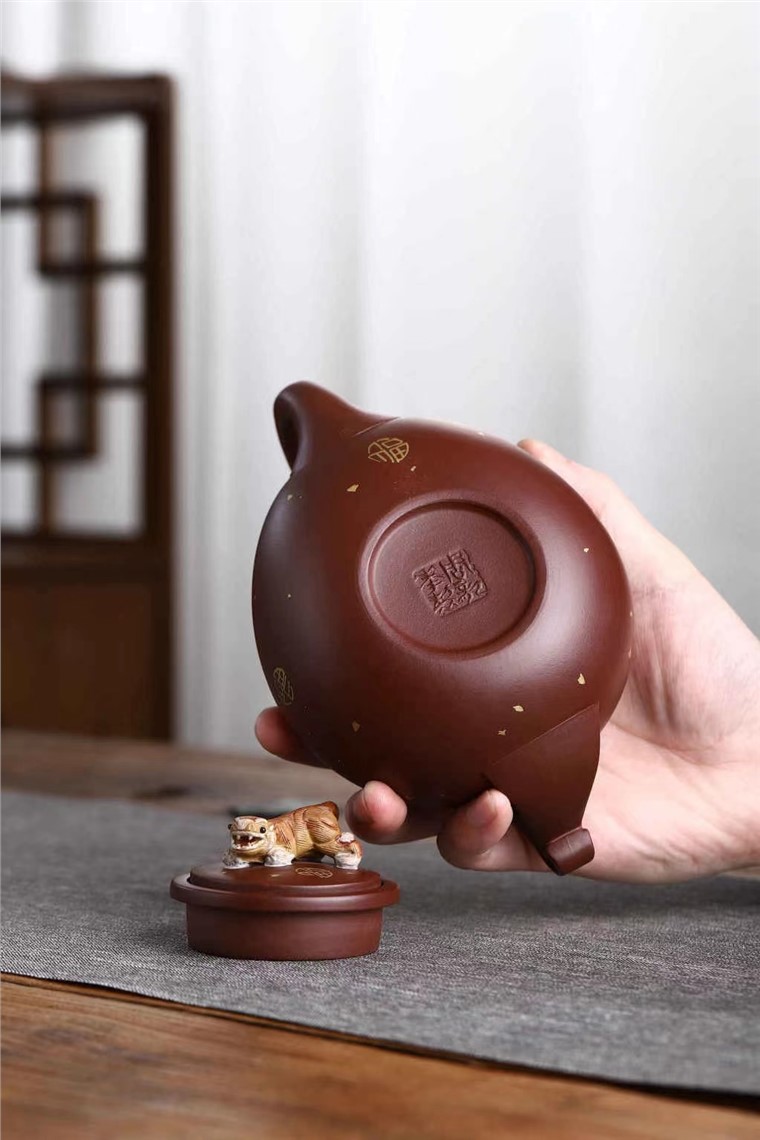 周龙华作品 虎踞龙盘图片