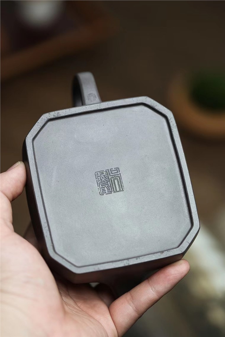 吴燕群作品 四方牛盖图片