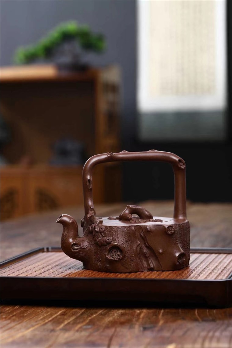 周龙华作品 松桩提梁图片