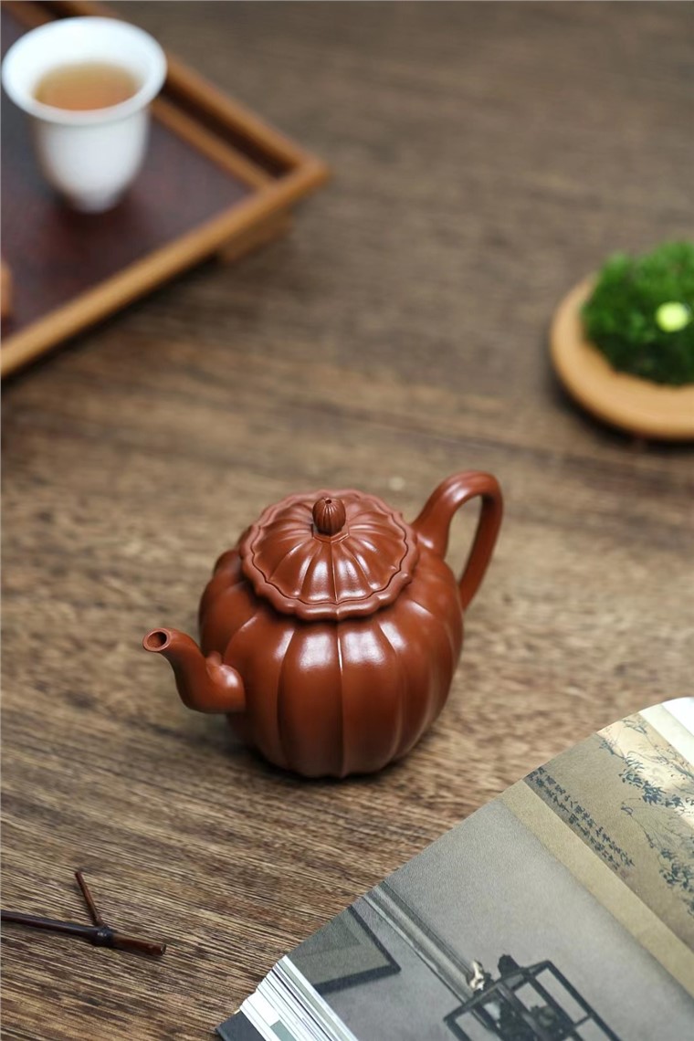 吴燕群作品 筋纹宫灯图片