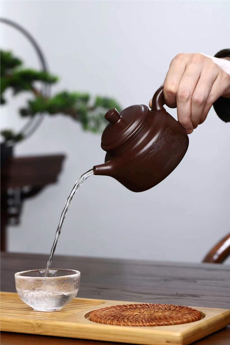 范建新作品 德钟
