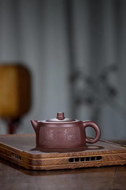 潘菊芳作品 天际壶图片