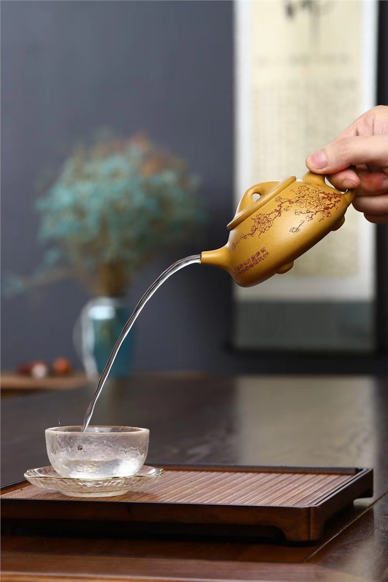 鲍明亚作品 景舟石瓢