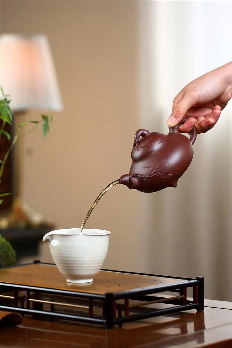 蒋建军作品 三足乳竹