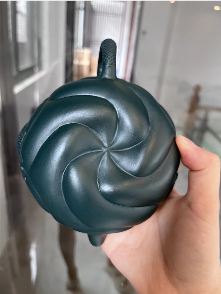 陈月娥作品 鱼化龙