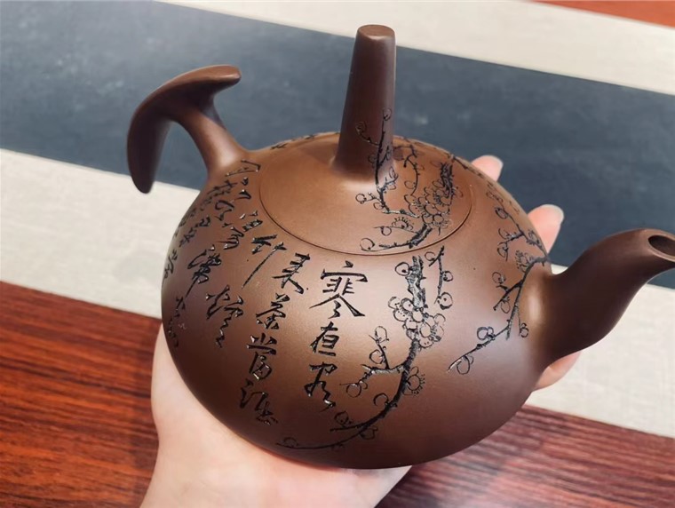 钱云娇作品 顶天立地图片