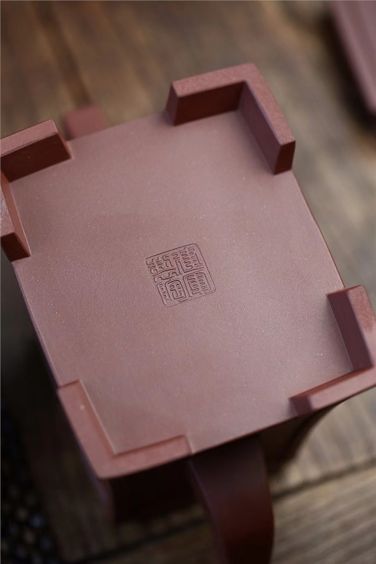 蒋建军作品 方钟