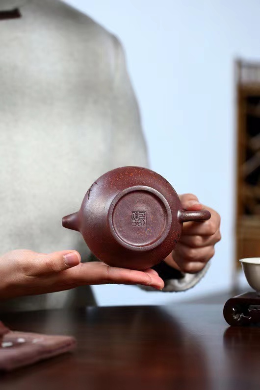 余文元作品 掇只图片