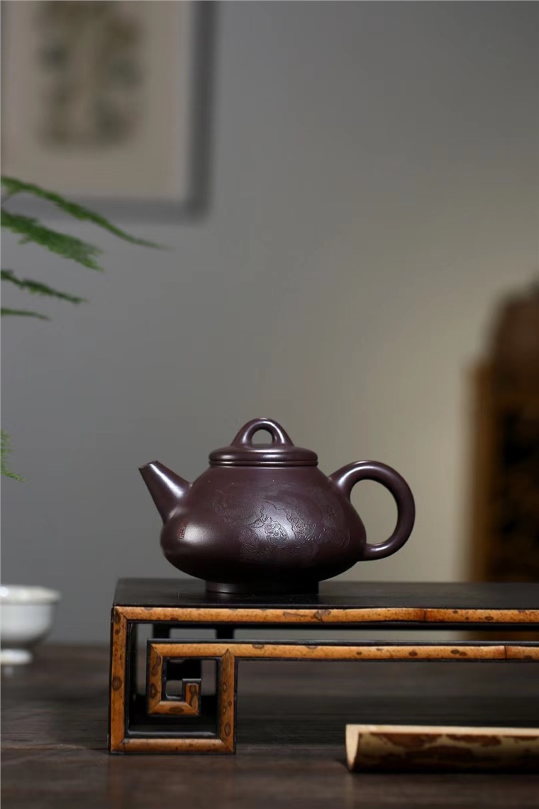 胡小香作品 润德图片