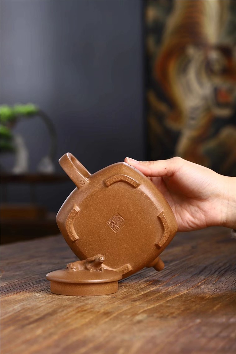 刘莹作品 牛转乾坤