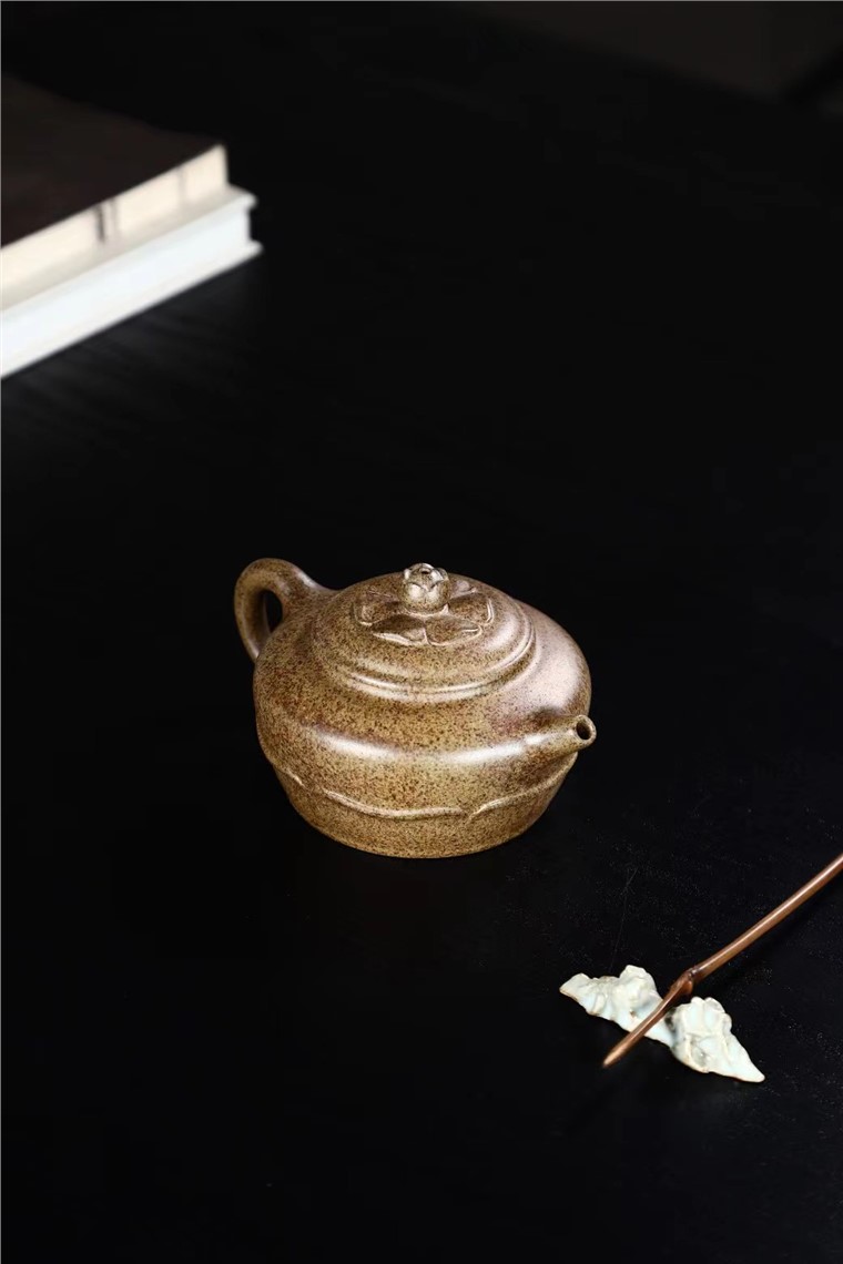 吴静作品 莲台图片