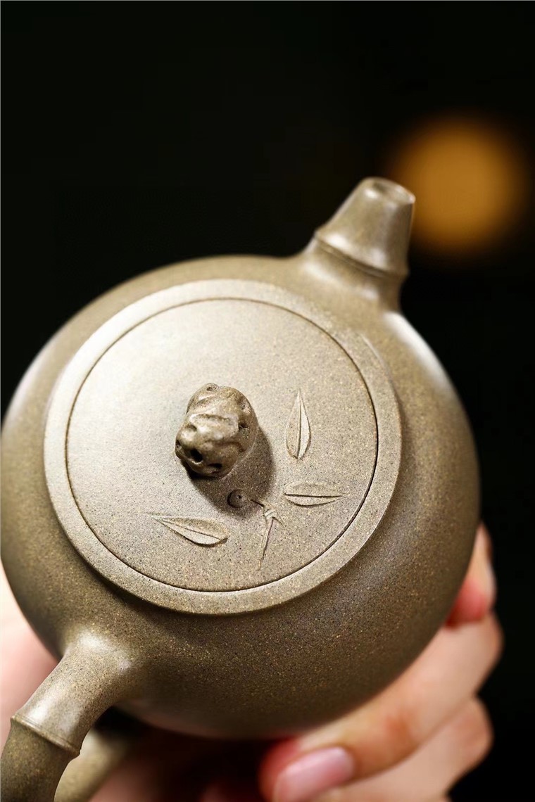 余文元作品 太湖石图片