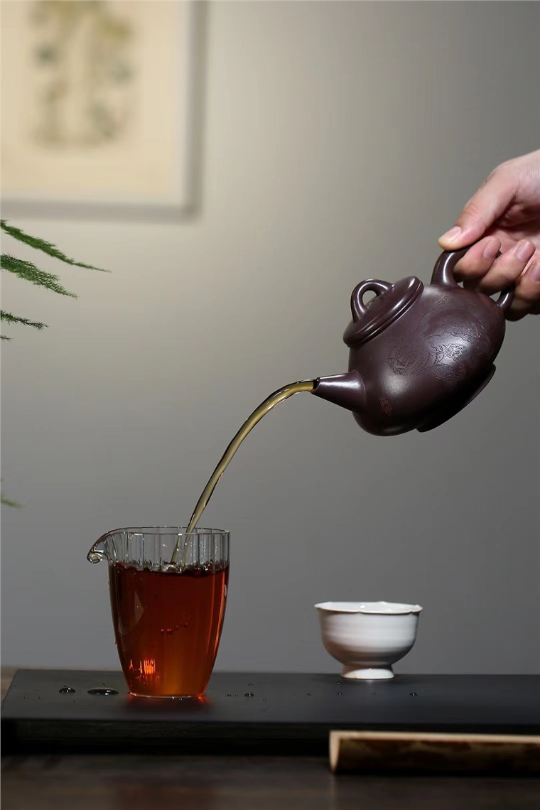 胡小香作品 润德