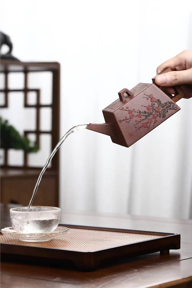 范建新作品 升方