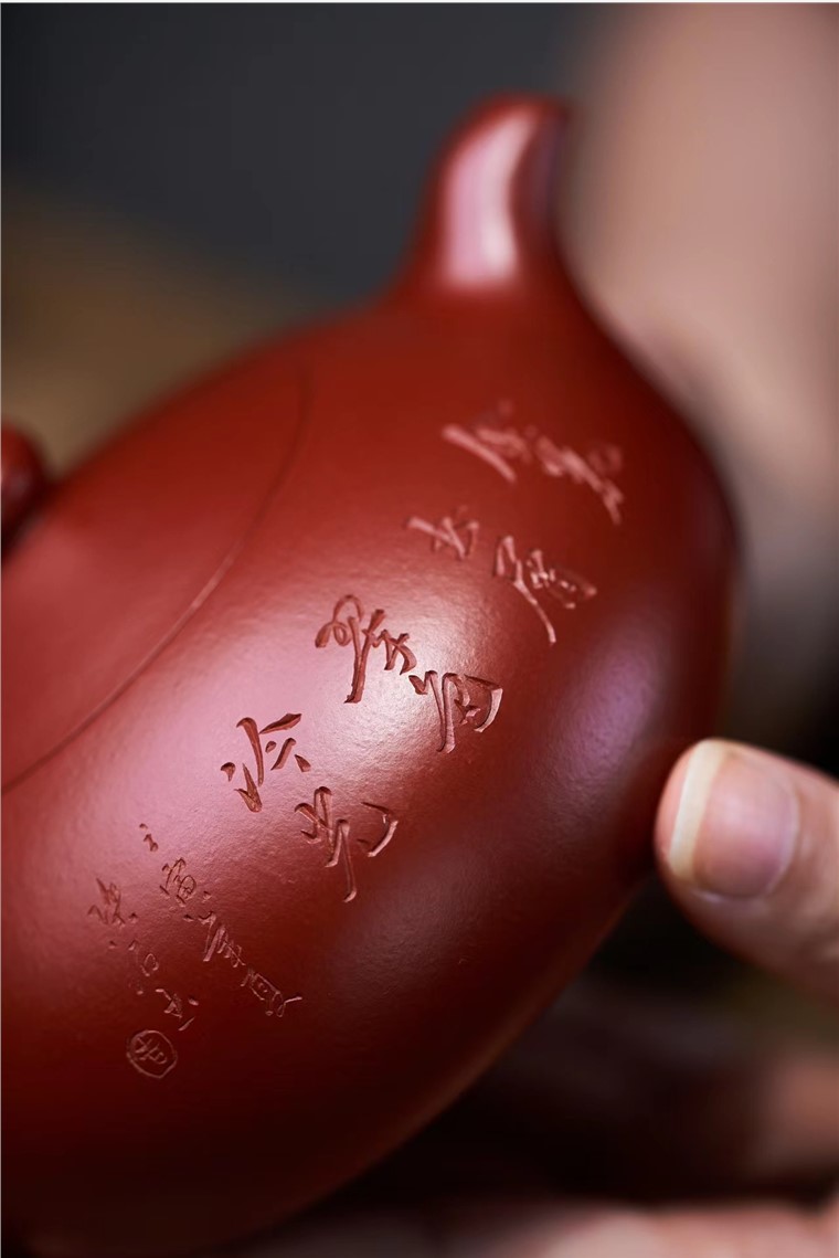 周良红作品 半月图片