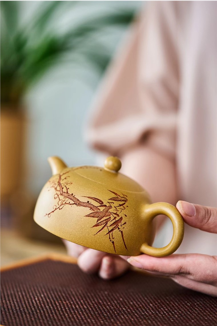 李霞作品 半月图片