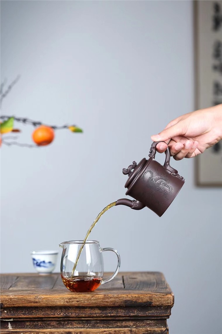 吴燕群作品 遨游四海