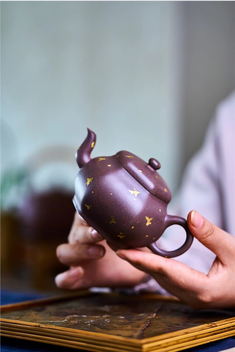 瞿剑作品 六方宫灯图片