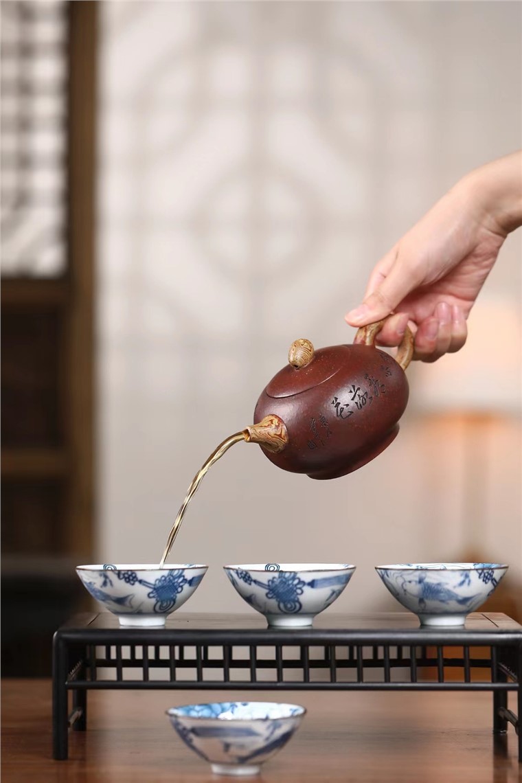 王其明作品 天勋壶