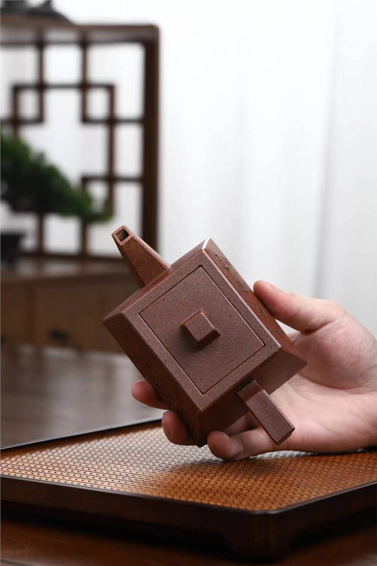 范建新作品 升方图片