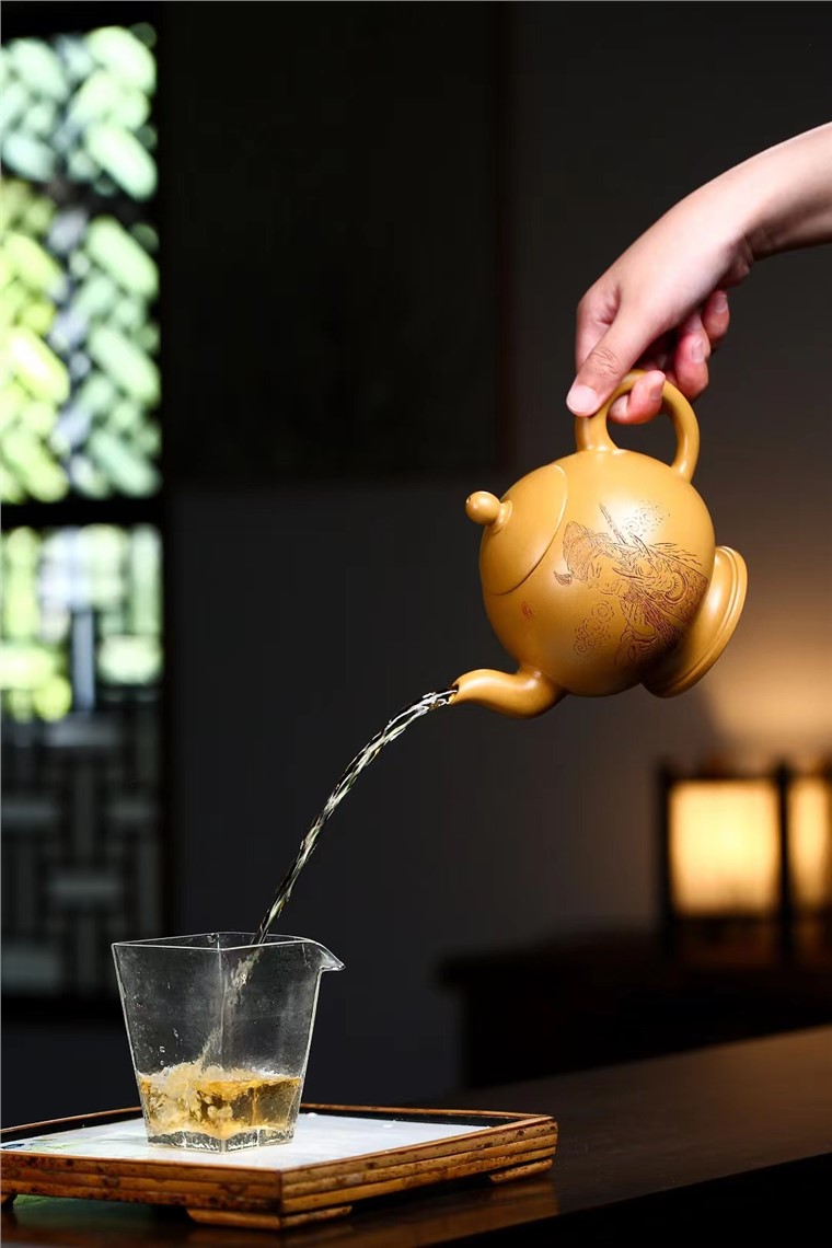 王春洪作品 神灯
