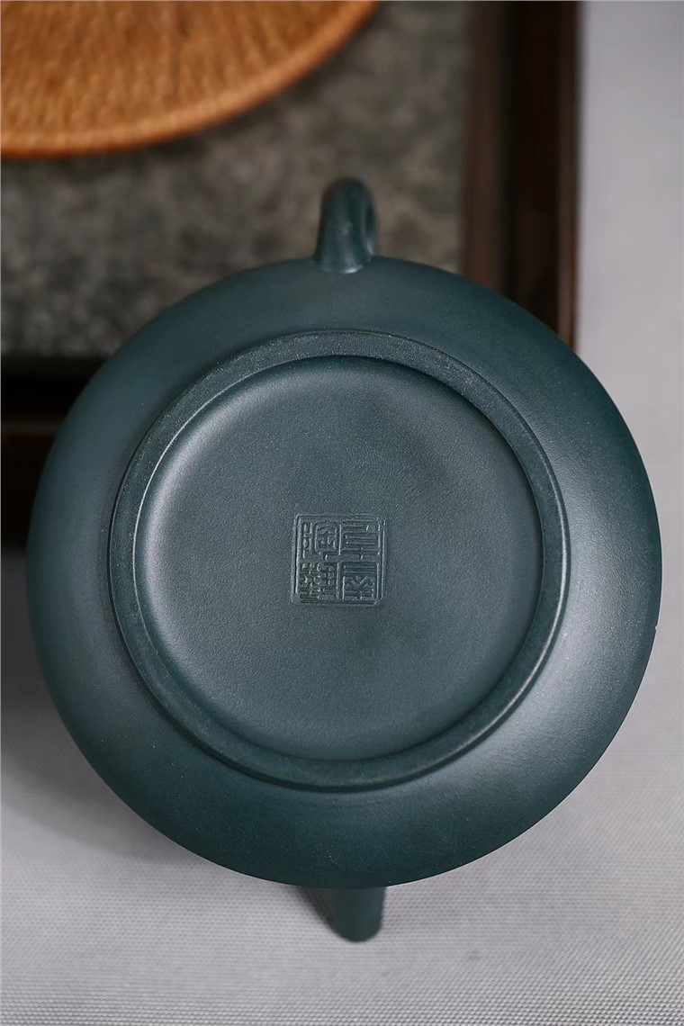 范卓群作品 茶趣