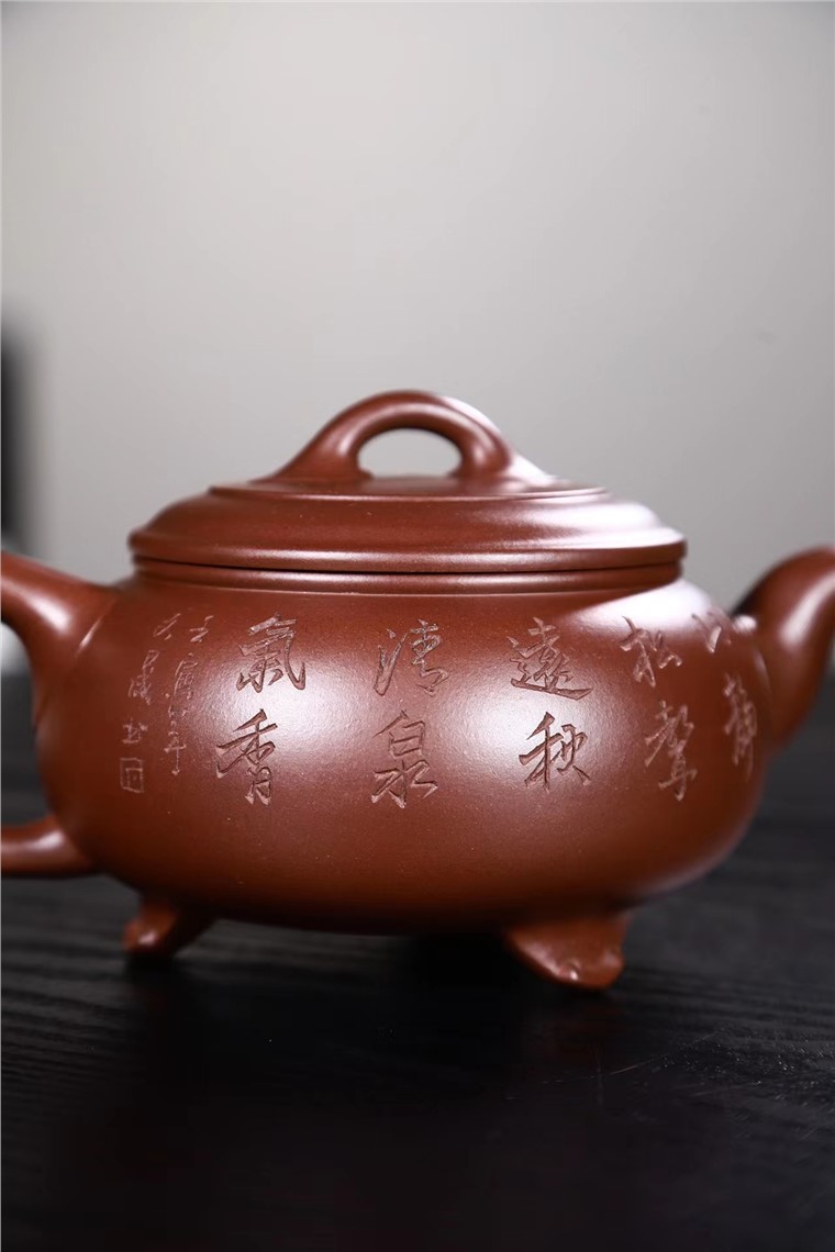 盛听凤作品 三足如意图片
