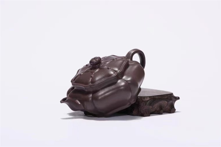 王六初作品 六瓣梅