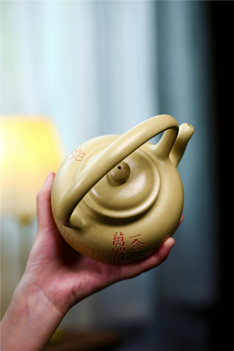 许爱萍作品 圆珠提梁图片