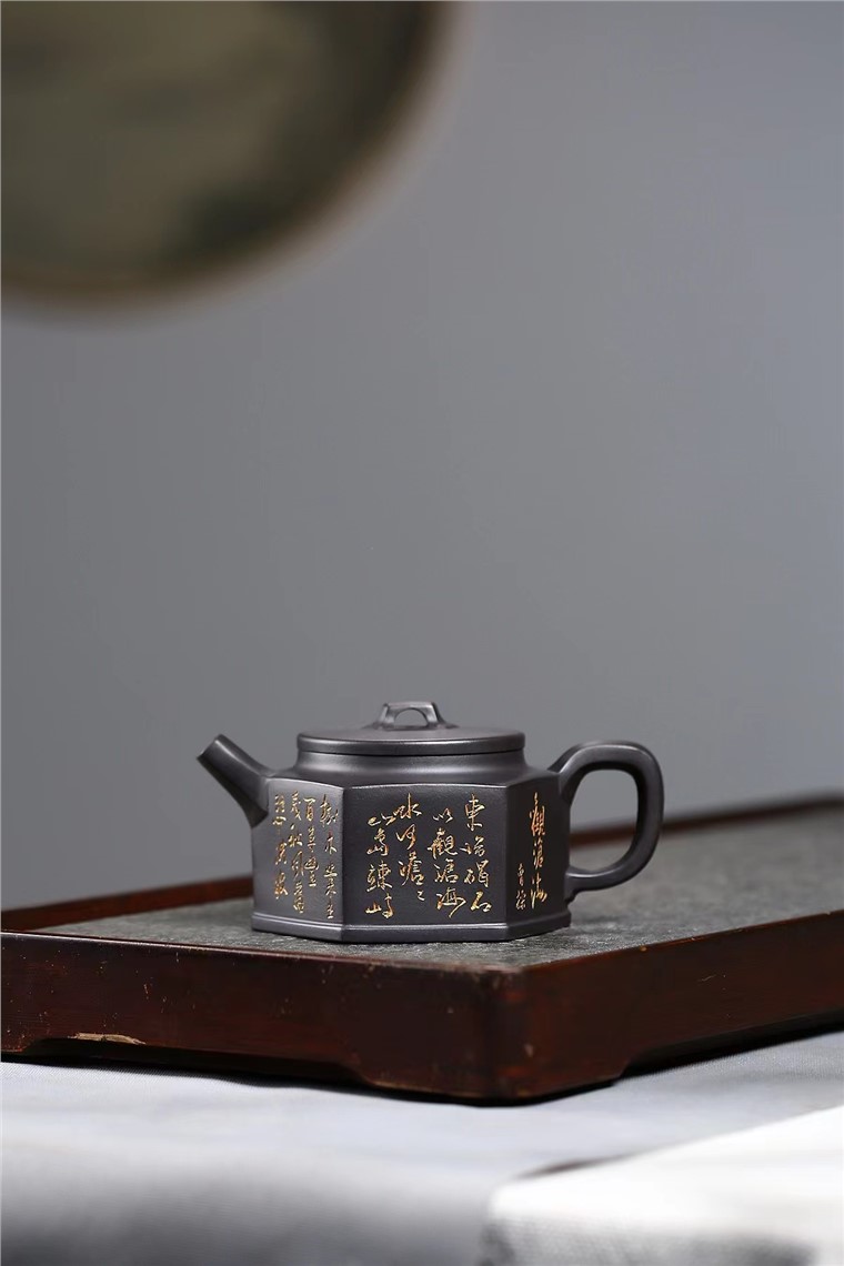 路群星作品 六方井栏图片