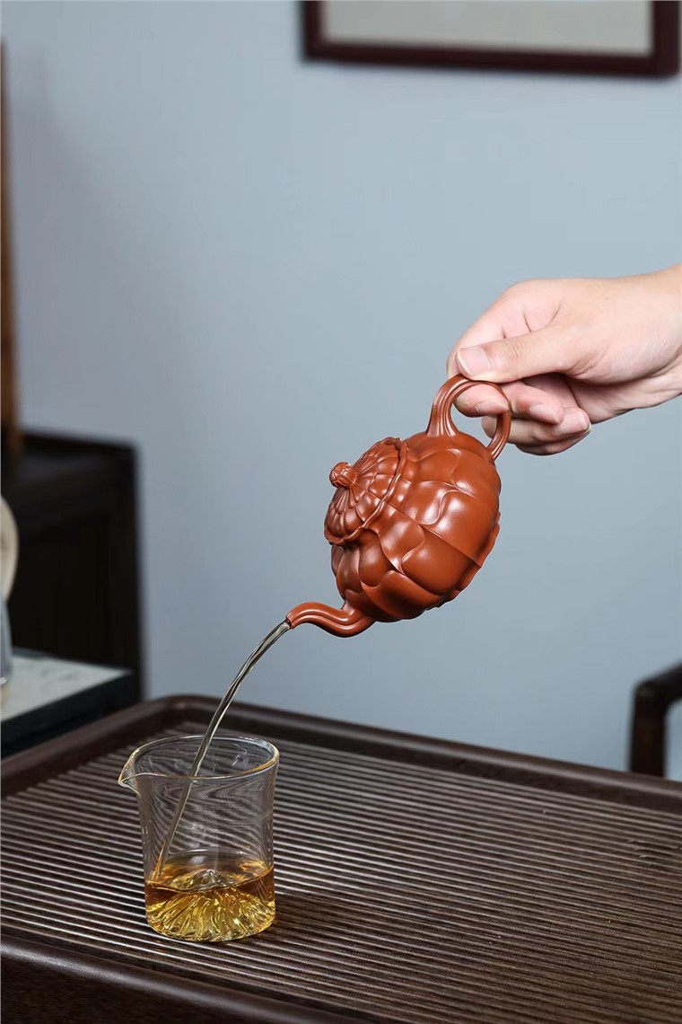 吴燕群作品 菱花
