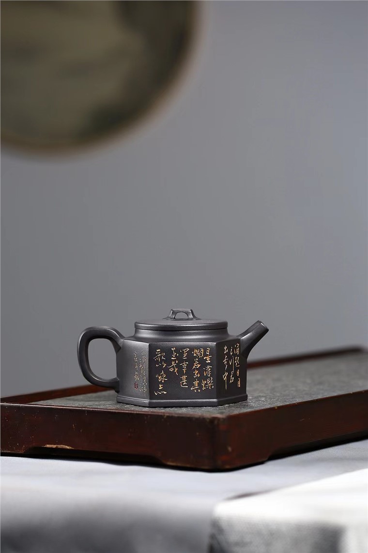 路群星作品 六方井栏图片