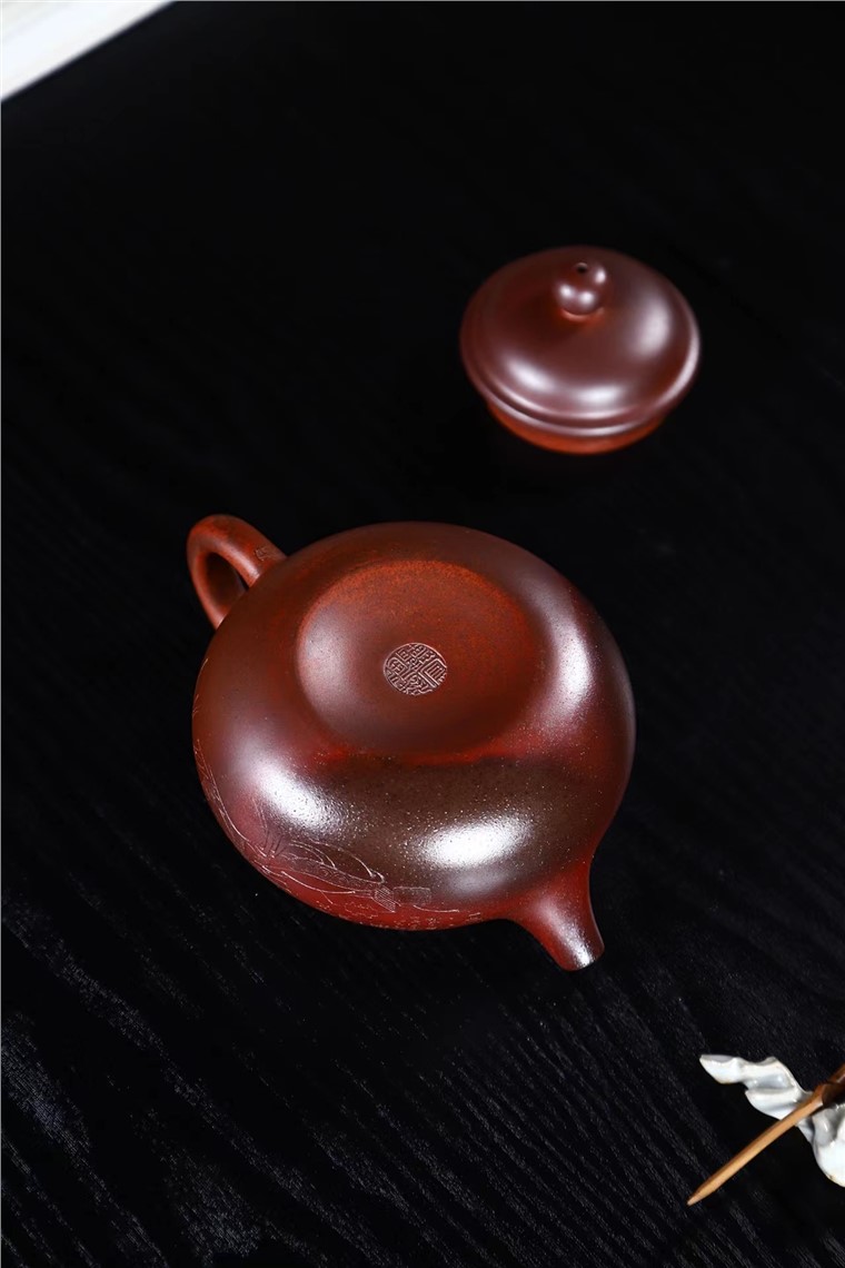 盛听凤作品 容天