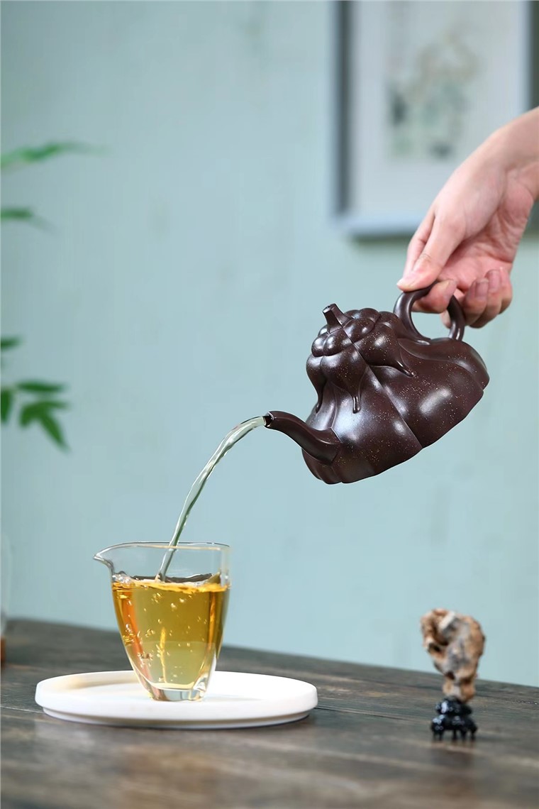 尹祥明作品 玉兰