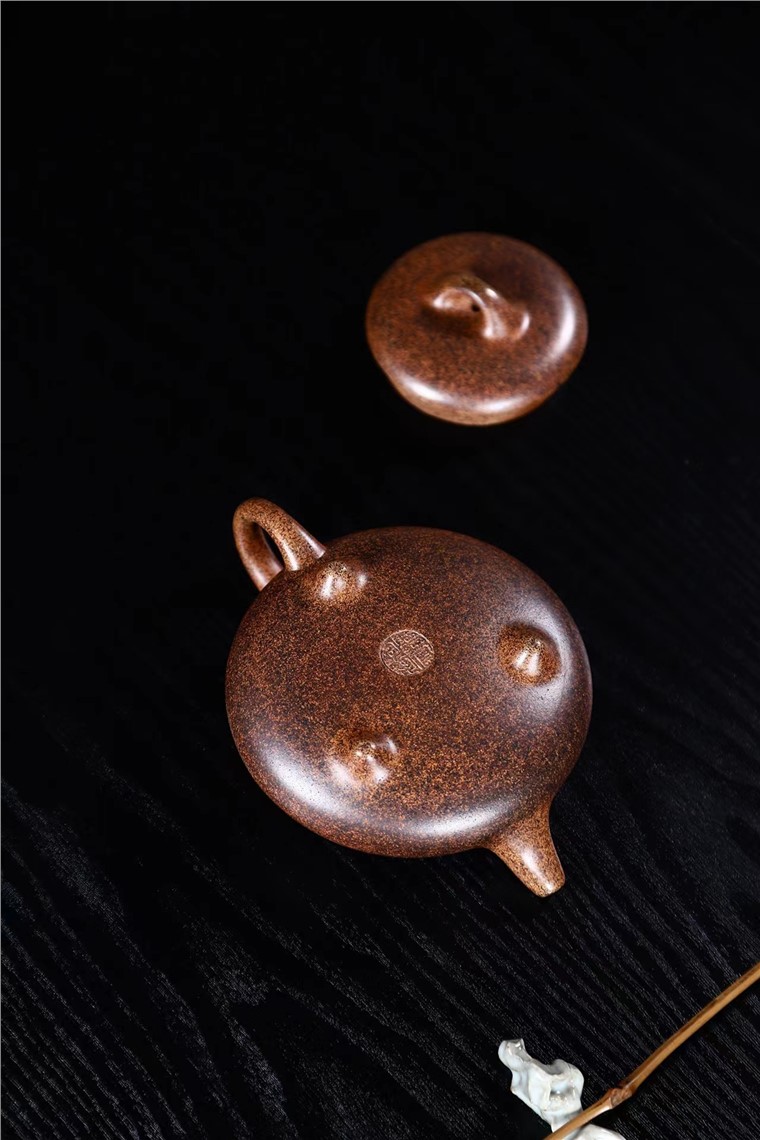 盛听凤作品 汉棠石瓢