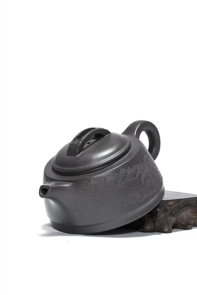 范立君作品 周盘