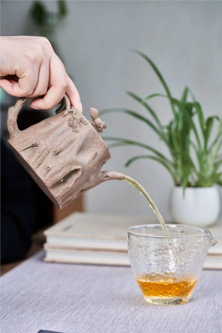 李美玲作品 树桩
