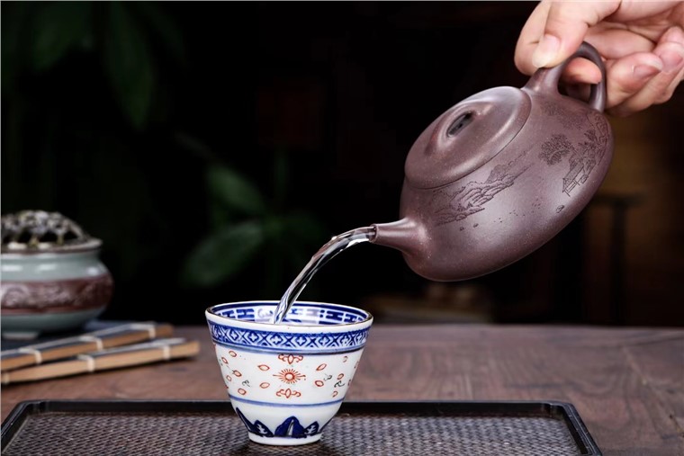 王小妹作品 纳瓢
