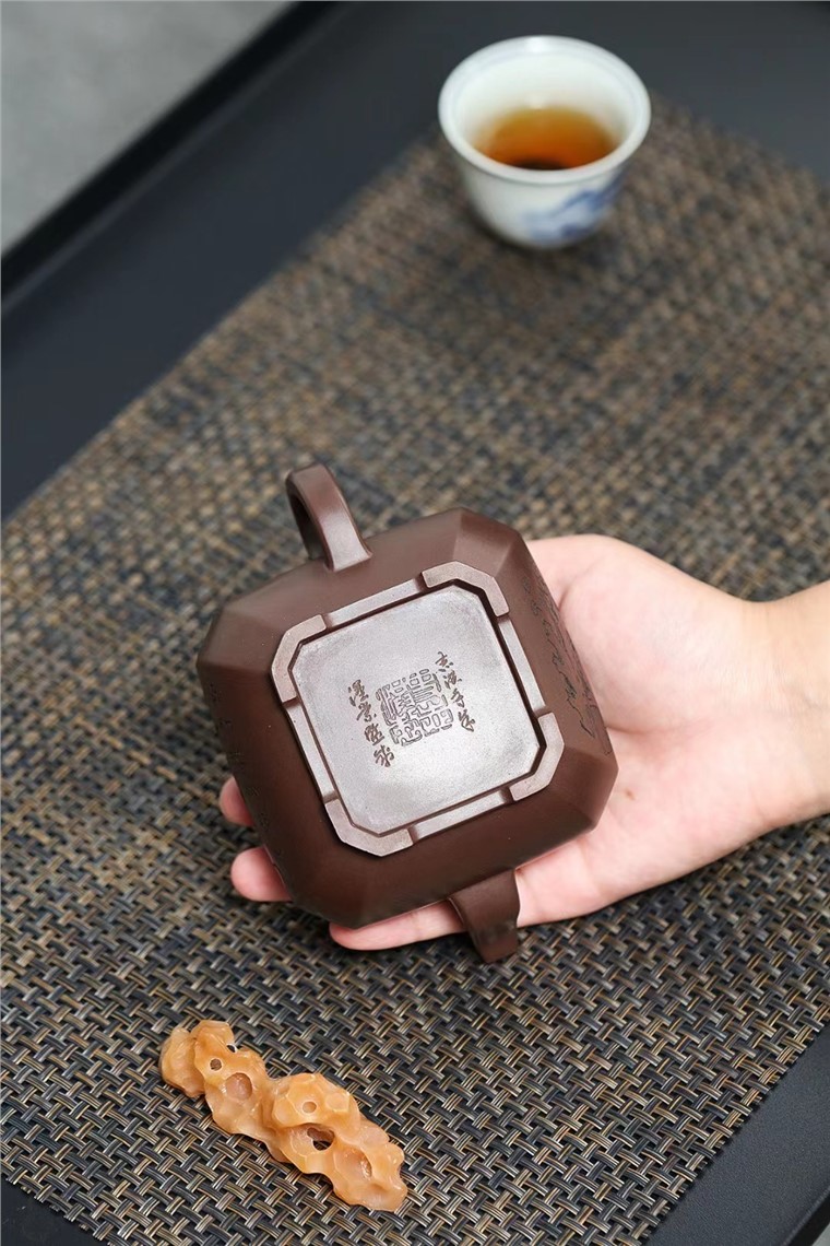 史志洪作品 厚德载物图片