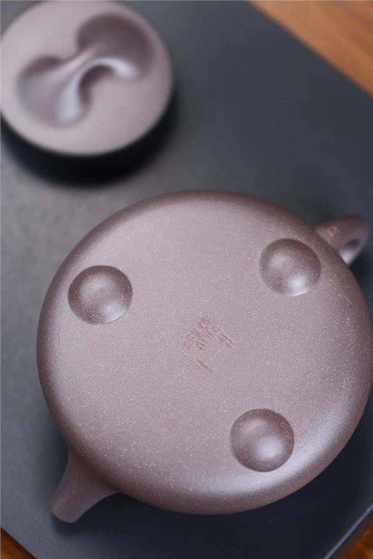 王芳作品 景舟石瓢