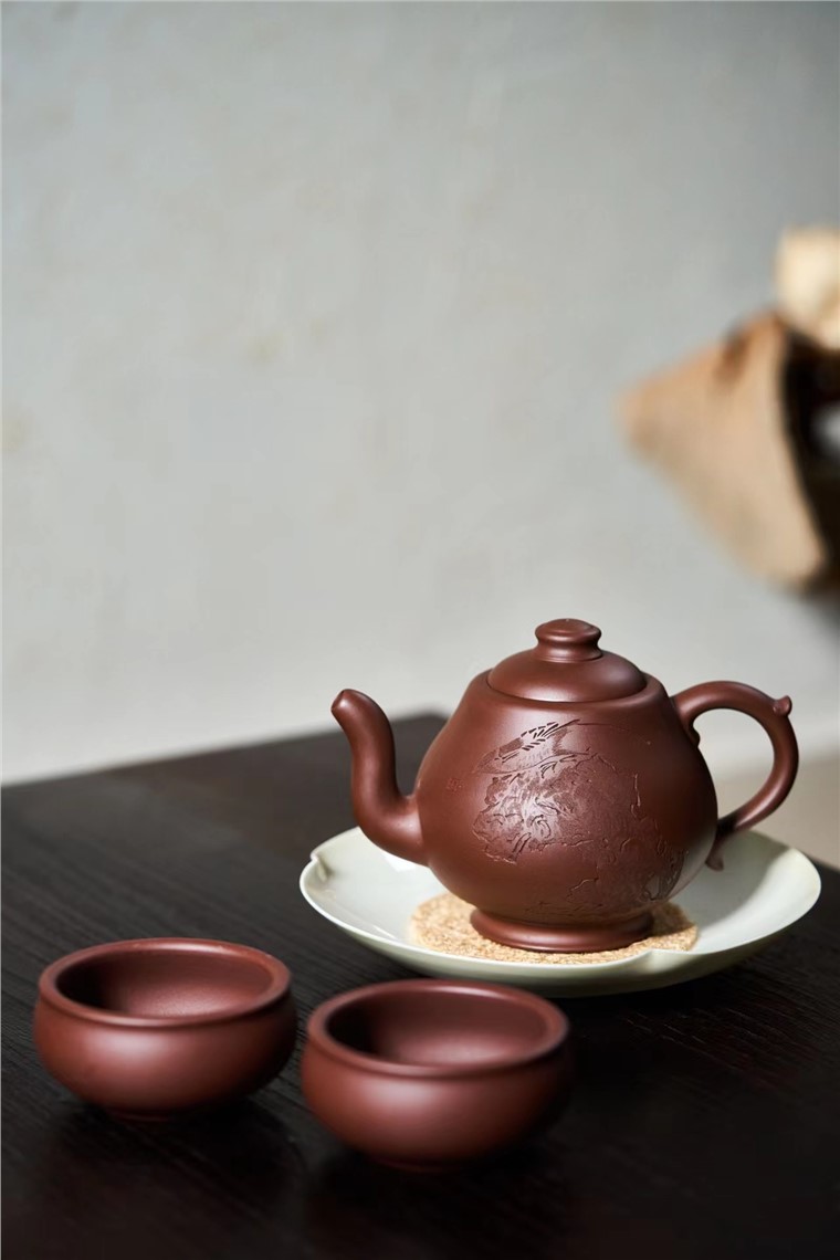 陈成作品 圆逸壶图片