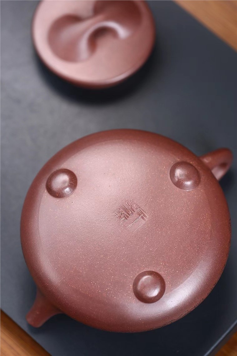 王芳作品 景舟石瓢