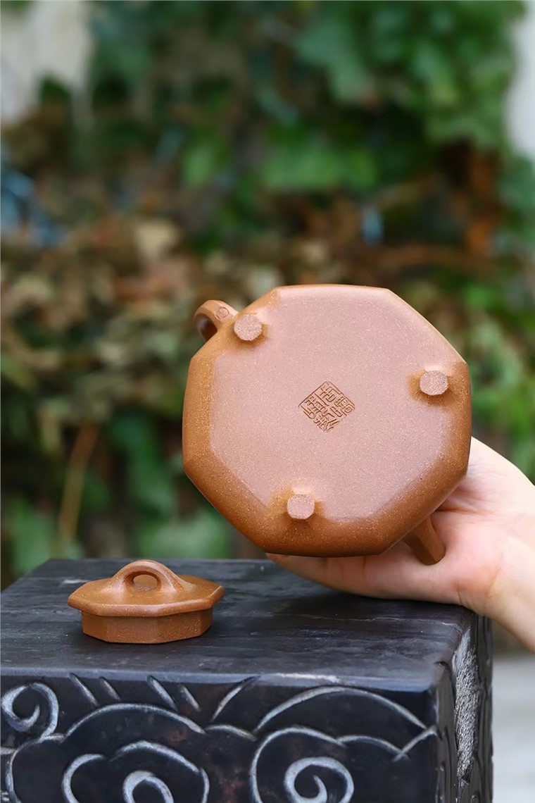 周曙峰作品 八方石瓢图片