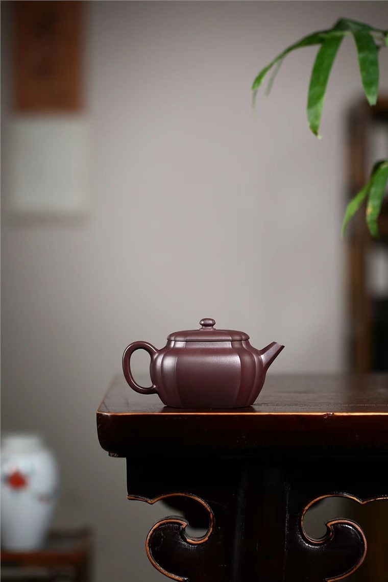 高建中作品 筋纹长四方图片