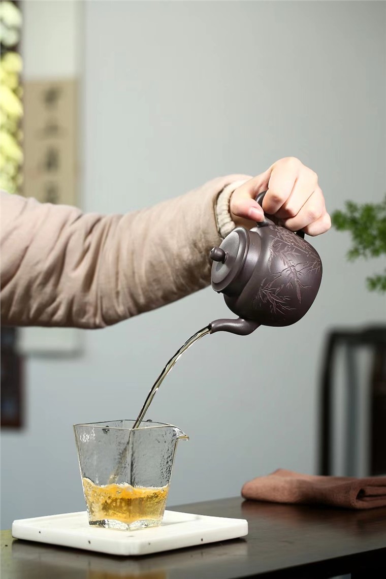 范俊华作品 高宫灯