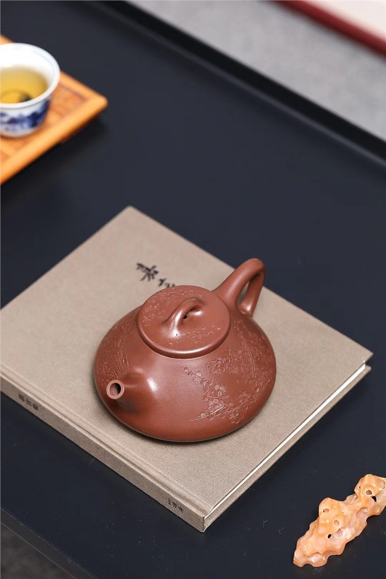 牟锦芬作品 暗香子冶图片